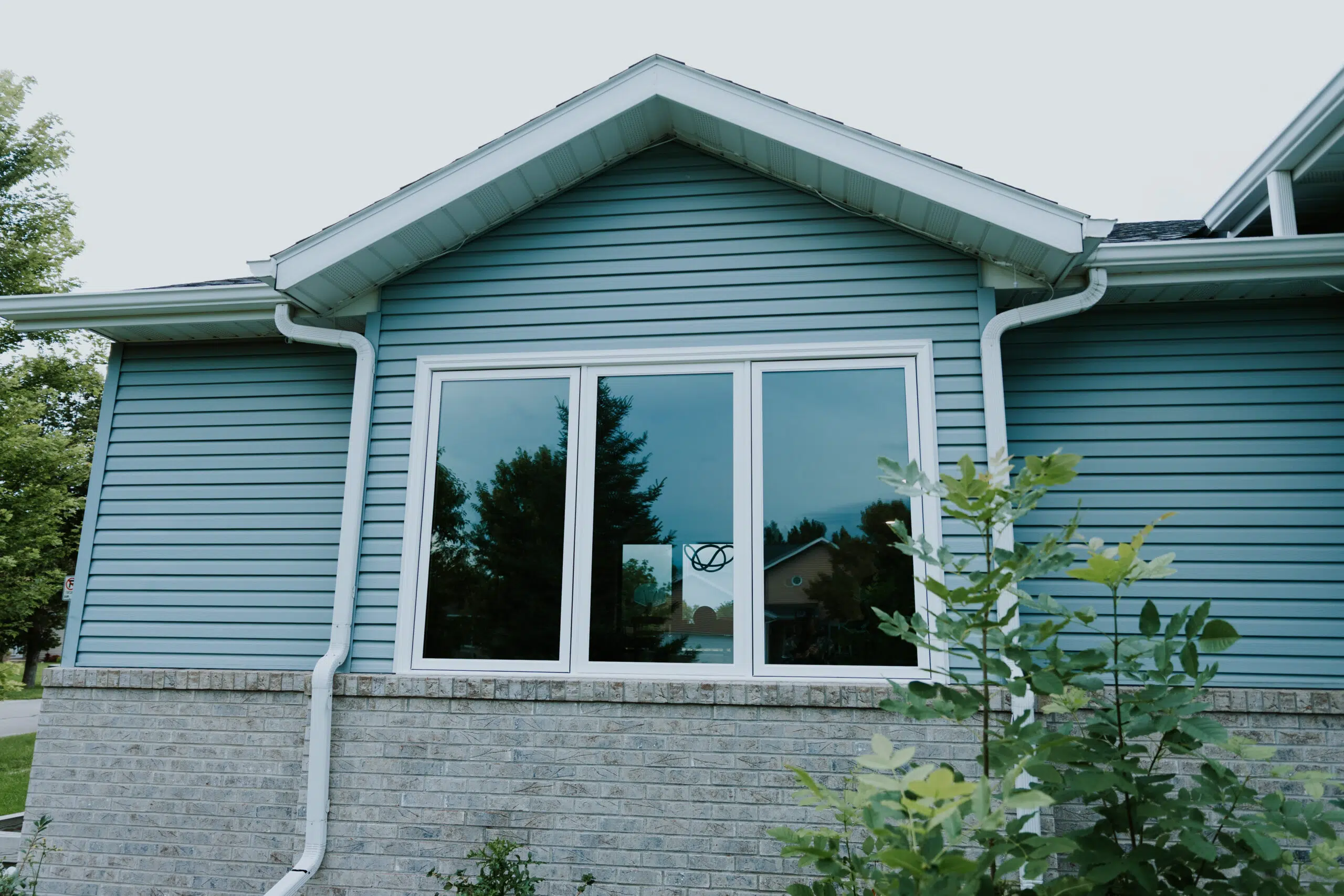 New window installation in Bismarck, ND home showcasing The Window & Door Store's work.